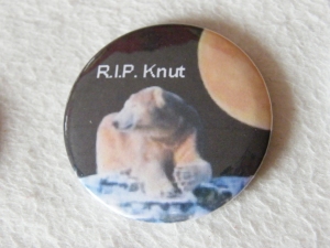 Button06.jpg